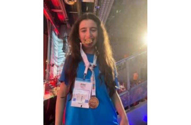 “Maestro Shcool”un yetirmələri Fransada 9 qızıl, 23 gümüş, 13 bürünc medal qazandı — FOTOLAR “Maestro Shcool”un yetirmələri Fransada 9 qızıl, 23 gümüş, 13 bürünc medal qazandı — FOTOLAR