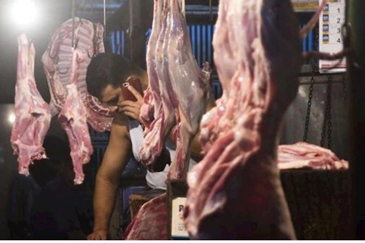Bakıda qəssab borca görə müştərini ət yerindən ASDI