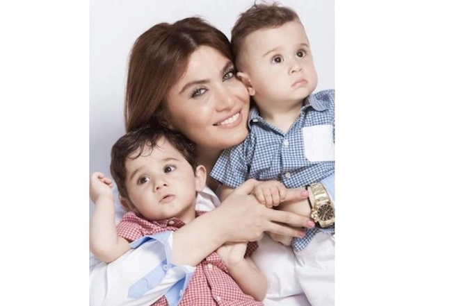 Ruhi Əliyeva ilk dəfə övladlarının görüntüsünü paylaşdı — FOTO Ruhi Əliyeva ilk dəfə övladlarının görüntüsünü paylaşdı — FOTO