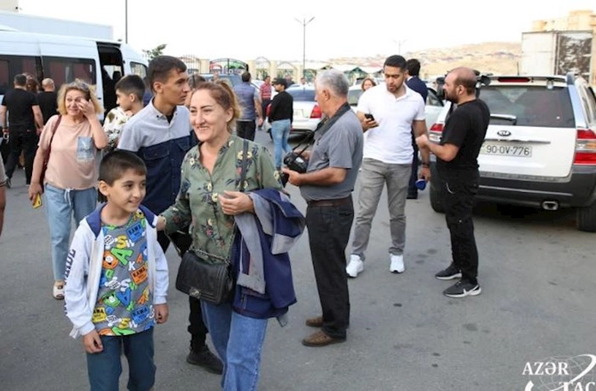 Daha 19 ailə Laçına yola salındı — FOTOLAR