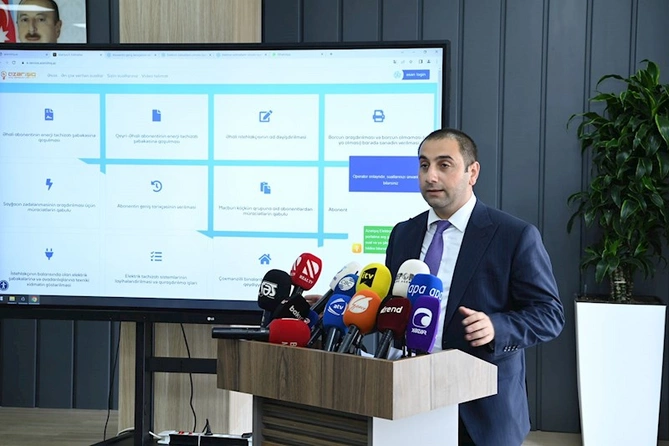 Hadrutda “Azərişıq” ASC-nin nümayəndə heyəti media nümayəndələri ilə görüş keçirib — FOTOLAR Hadrutda “Azərişıq” ASC-nin nümayəndə heyəti media nümayəndələri ilə görüş keçirib — FOTOLAR