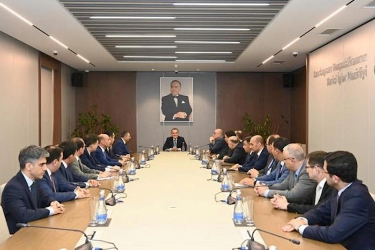 XİN-də Xələf Xələfovla görüş keçirildi