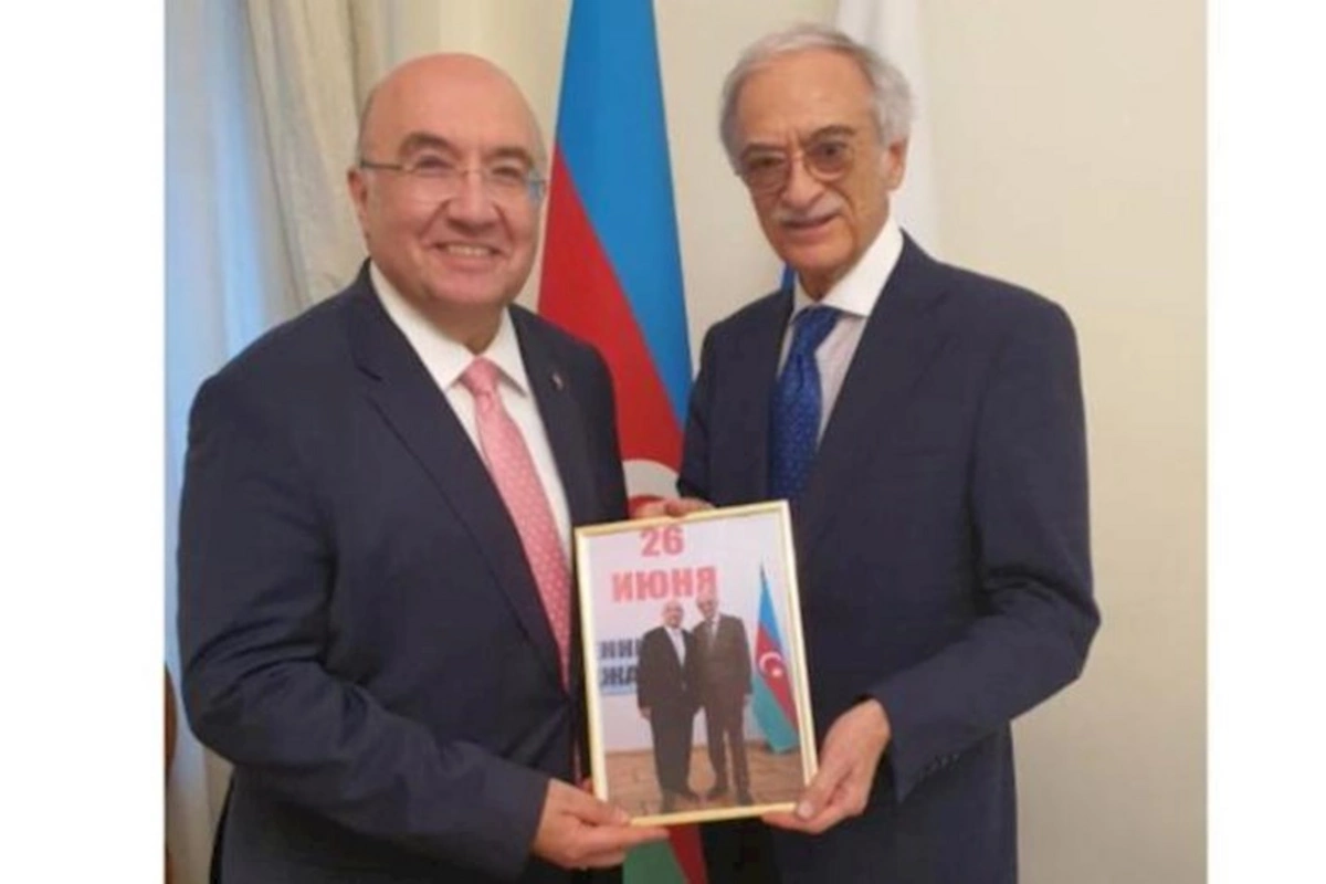 Polad Bülbüloğlu Türkiyənin Rusiyadakı səfirini qəbul edib