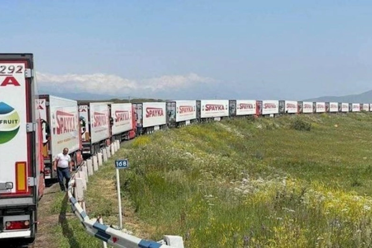 Laçın postunda GƏRGİNLİK: Erməni kanvoyları... — AzTV-dən canlı REPORTAJ