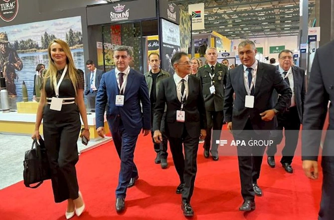 Mədət Quliyev Beynəlxalq Müdafiə Sənayesi Sərgisində — FOTO