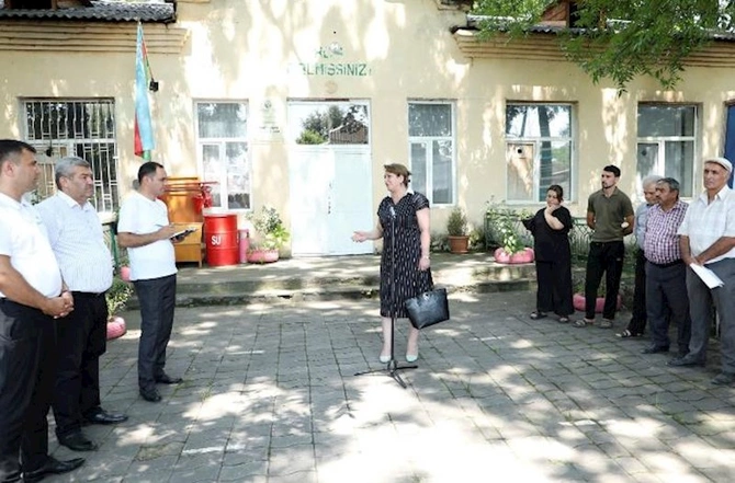 Zaqatalanın Fındıqlı kənd sakinləri Açıq mikrofonda — FOTOLAR Zaqatalanın Fındıqlı kənd sakinləri Açıq mikrofonda — FOTOLAR