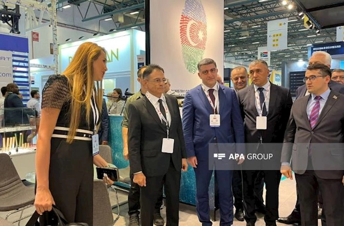 Mədət Quliyev Beynəlxalq Müdafiə Sənayesi Sərgisində — FOTO