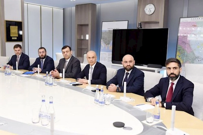 SOCAR-a yeni təyin olunan vitse-prezidentlərlə görüş keçirilib — FOTOLAR