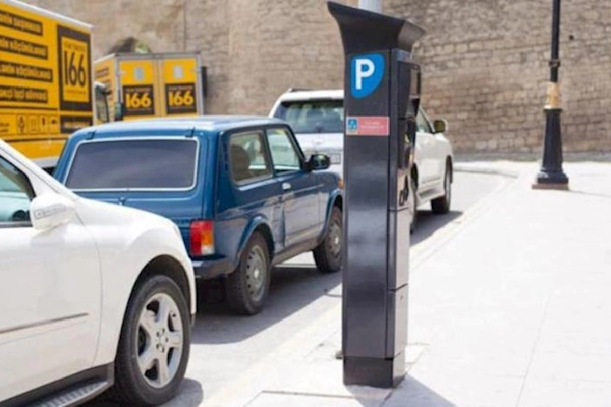 Ödənişli parklanmadan yığılan pullar hara xərclənəcək? — Fərman