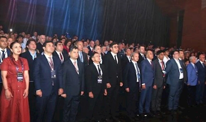 Seymur Talıbov Bakıya niyə gəlib? — FOTOLAR Seymur Talıbov Bakıya niyə gəlib? — FOTOLAR
