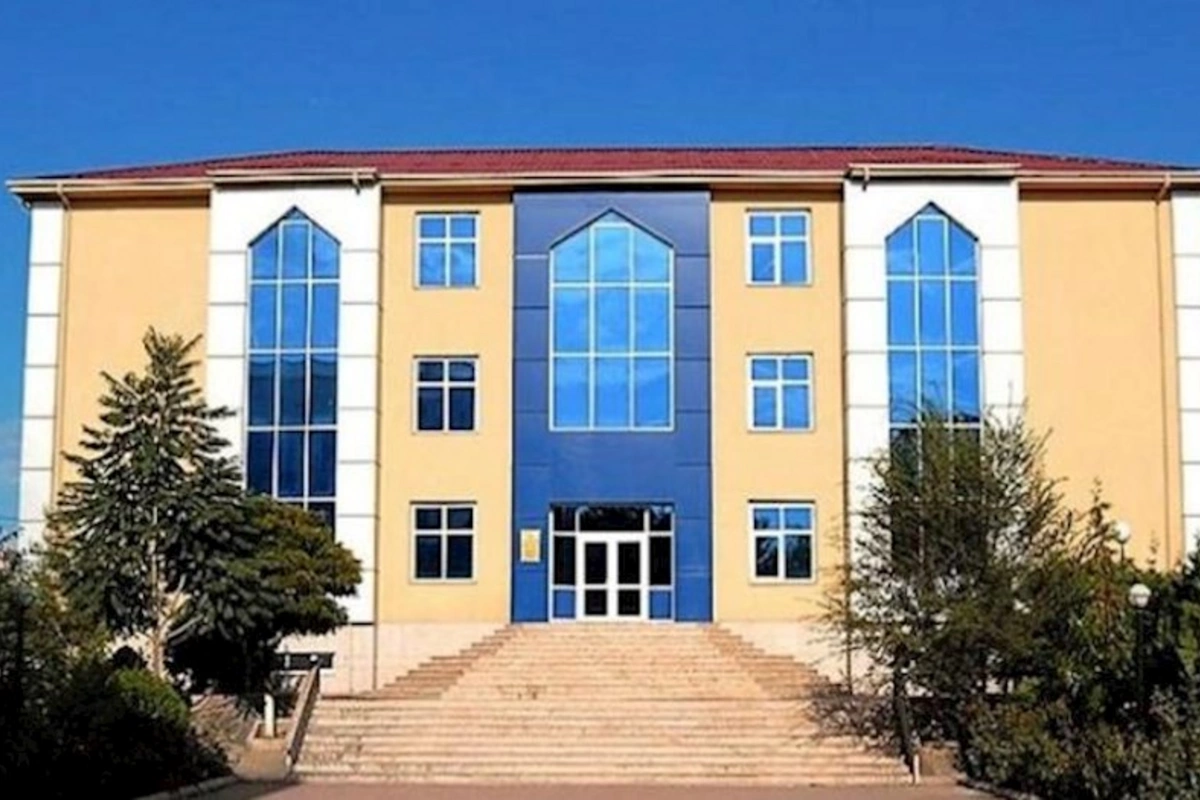 Naxçıvanda vəzifəli şəxs işdən çıxarıldı