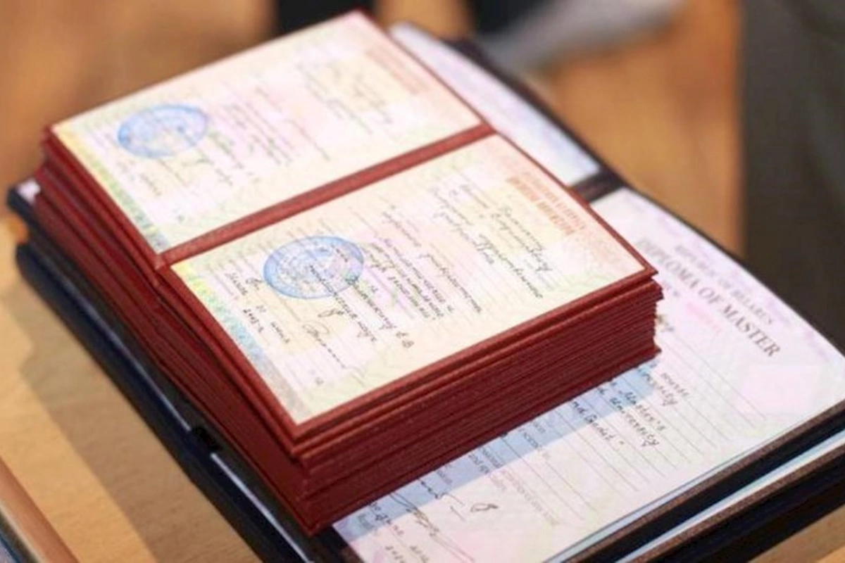 Xaricdə təhsil alan daha 115 nəfərin diplomu TANINMADI