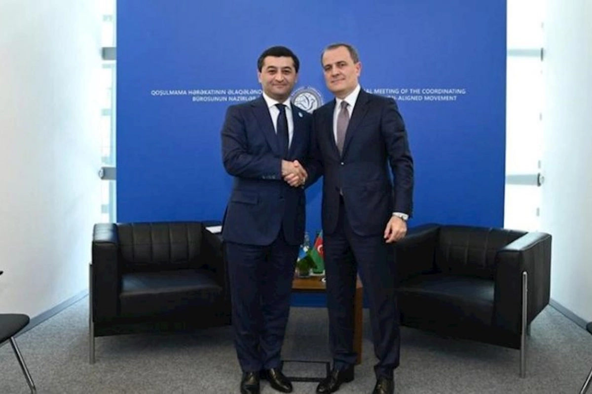 Azərbaycan və Özbəkistanın XİN başçıları görüşdü