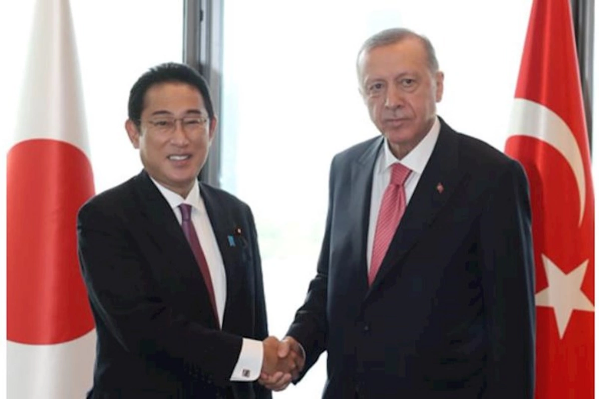 Ərdoğan Yaponiyanın baş naziri ilə DANIŞDI