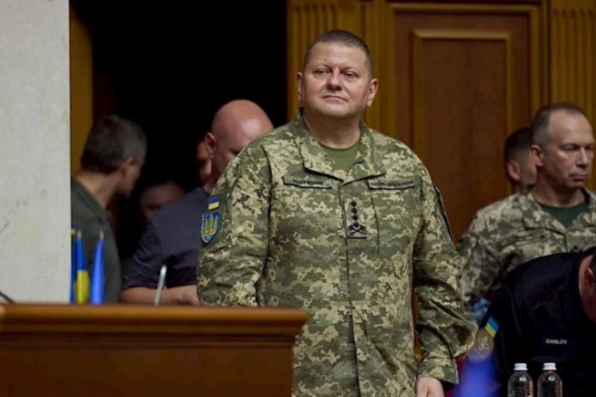 Dəmir general: Ukrayna Silahlı Qüvvələrinin Ali Baş komandanı Valeri Zalujnı
