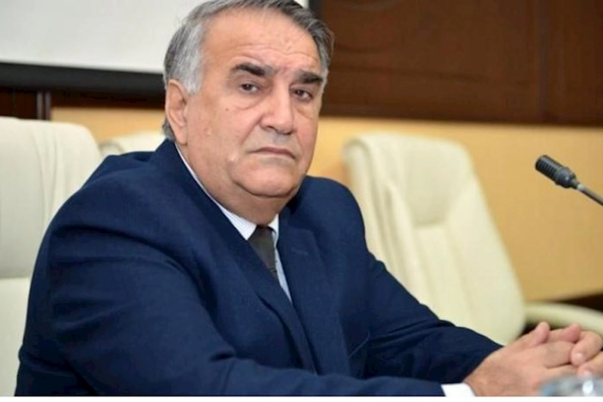 Rəsulzadənin nəvəsi Eynulla Fətullayevin portretini çəkməsindən danışdı: “Burda nə var ki?” — FOTO