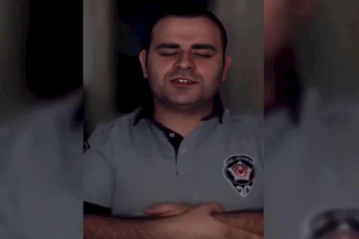 Namaza lağ edən şəxsin görüntüləri tənqid edildi — VİDEO