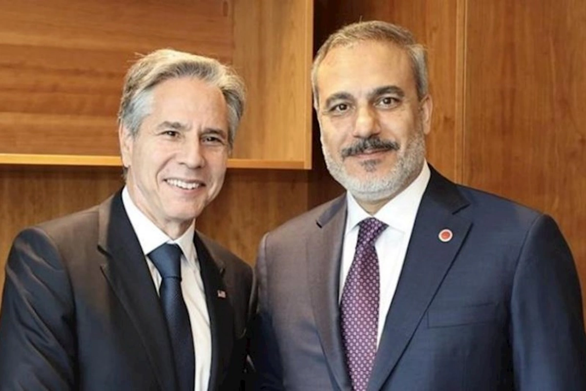 Fidan və Blinken Ukraynadakı vəziyyəti müzakirə etdilər