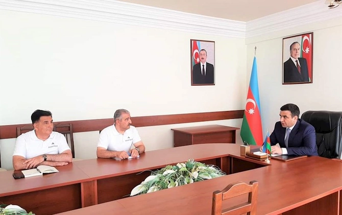 Region rəislərini icra başçıları ilə görüşdürən səbəb — FOTOLAR Region rəislərini icra başçıları ilə görüşdürən səbəb — FOTOLAR