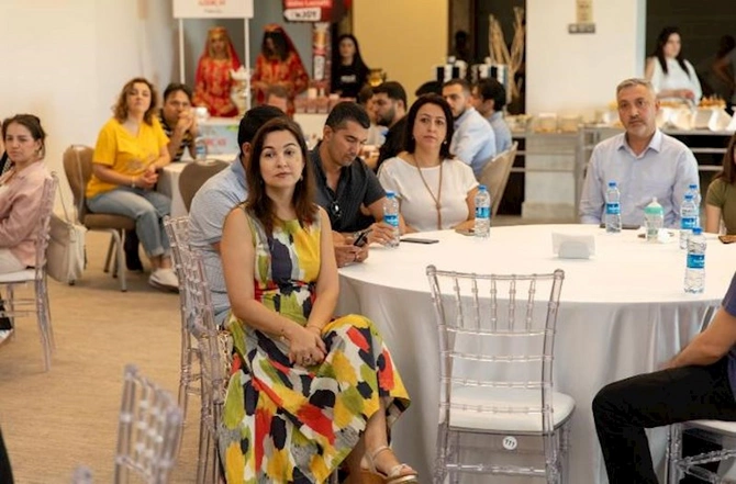 “SABIS® SUN”la “Azərsun Holdinq”in təcrübə proqramı uğurla yekunlaşıb — FOTOLAR “SABIS® SUN”la “Azərsun Holdinq”in təcrübə proqramı uğurla yekunlaşıb — FOTOLAR