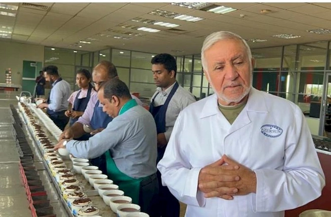 Eyyub Hüseynov Şri-Lankada “Final” çay fabrikini ziyarət etdi — FOTO