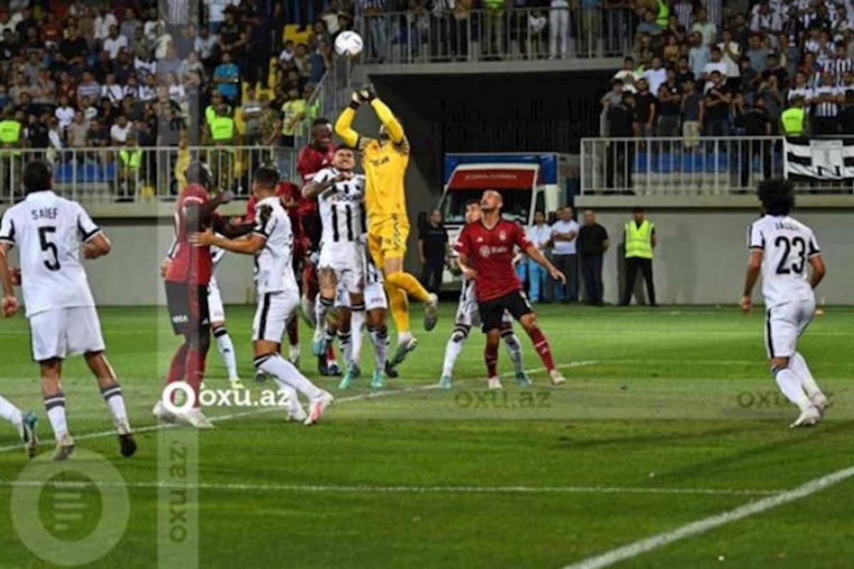 Konfrans Liqası: “Neftçi” - “Beşiktaş” oyununda birinci hissə başa çatıb