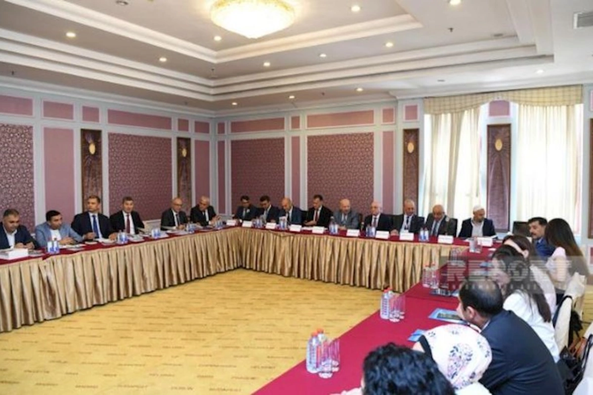 Mübariz Qurbanlı jurnalistlərin pulunu niyə ödəmir? — Artıq bankda deyirlər ki, komitə jurnalistlərlə məzələnib
