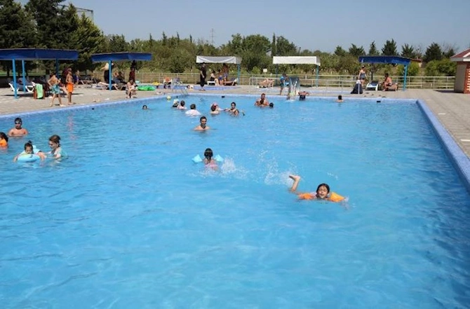 AHİK sədri həmkarlar ittifaqlarının Xaçmazda yerləşən istirahət mərkəzlərində olub — FOTOLAR