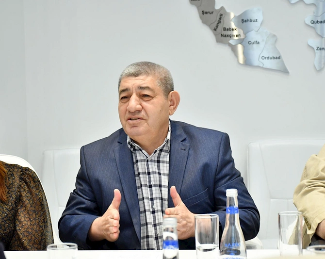 Mədəniyyət naziri İctimai Şuranın üzvləri ilə görüşdü — FOTOLAR