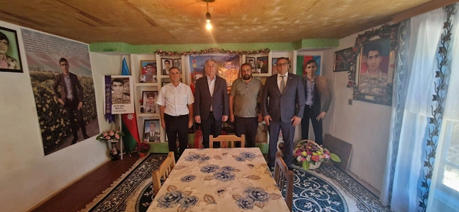 Ziyafət Əsgərov istirahətini şəhid ailələri ilə görüşlərə sərf edir — FOTO Ziyafət Əsgərov istirahətini şəhid ailələri ilə görüşlərə sərf edir — FOTO