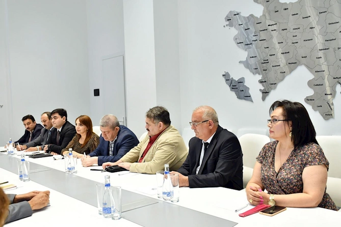 Mədəniyyət naziri İctimai Şuranın üzvləri ilə görüşdü — FOTOLAR