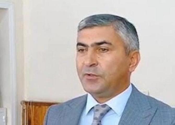 İcra başçısı rəisi işdən çıxardı — FOTO İcra başçısı rəisi işdən çıxardı — FOTO