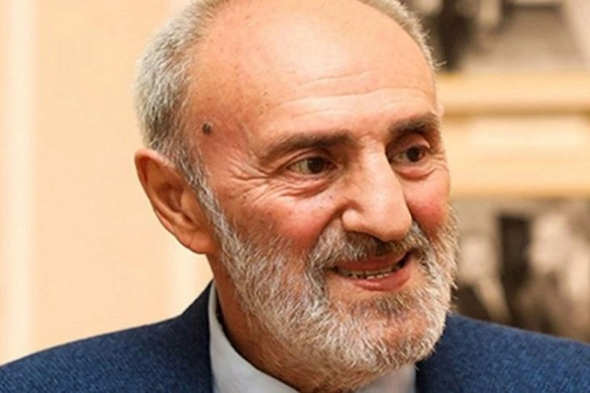 Akif İslamzadə xəstəxanadan evə buraxıldı