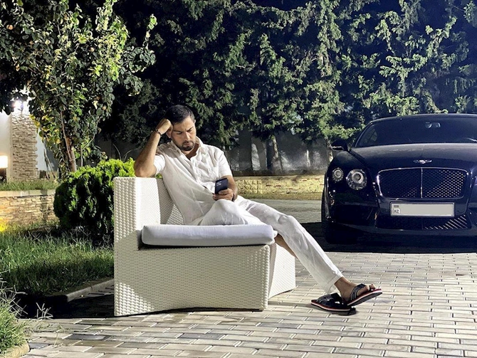 Namiq bu dəfə Bentleyini nümayiş etdirdi — FOTOLAR