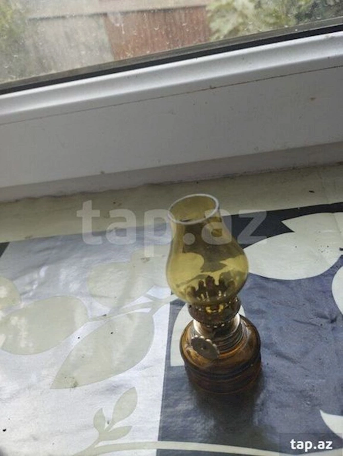 Azərbaycanda 50 minə lampa satılır — FOTOLAR Azərbaycanda 50 minə lampa satılır — FOTOLAR