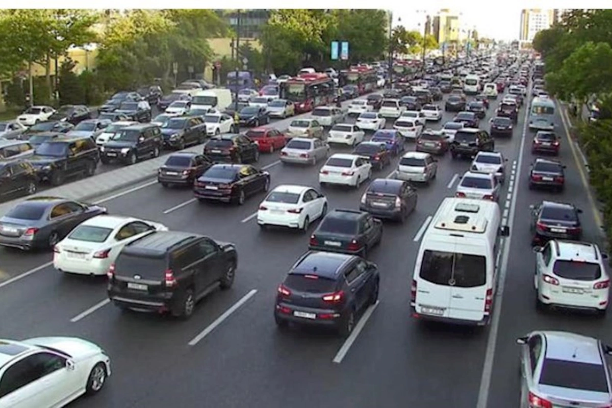 Bu təklif də tıxac problemini həll etməyəcək — Ekspertdən REAKSİYA