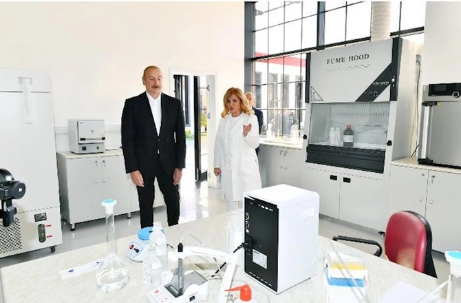 Prezident “Diamed” dərman istehsalı zavodunun açılışında — FOTOLAR Prezident “Diamed” dərman istehsalı zavodunun açılışında — FOTOLAR