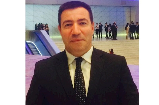 Məktəblilərə zərərli maddələri satanlar kimlərdir, bununla necə mübarizə aparılmalıdır? Məktəblilərə zərərli maddələri satanlar kimlərdir, bununla necə mübarizə aparılmalıdır?