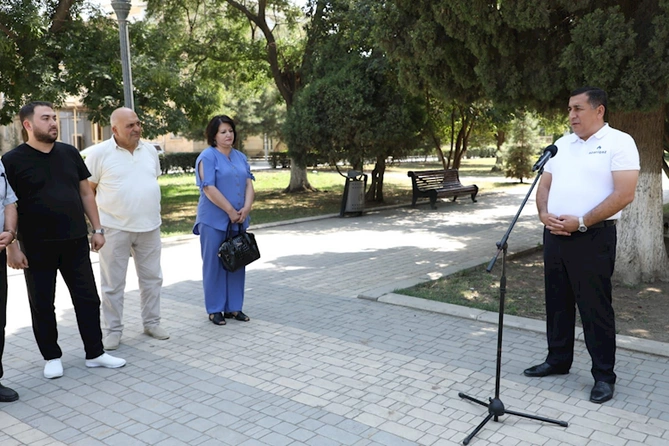 Gəncə şəhərində sahibkarlarla görüş keçirildi — FOTOLAR Gəncə şəhərində sahibkarlarla görüş keçirildi — FOTOLAR