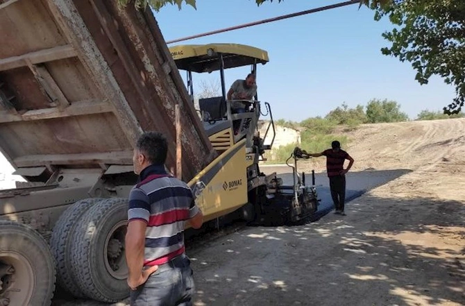 Salyan şəhərində yollar asfaltlanır — FOTOLAR