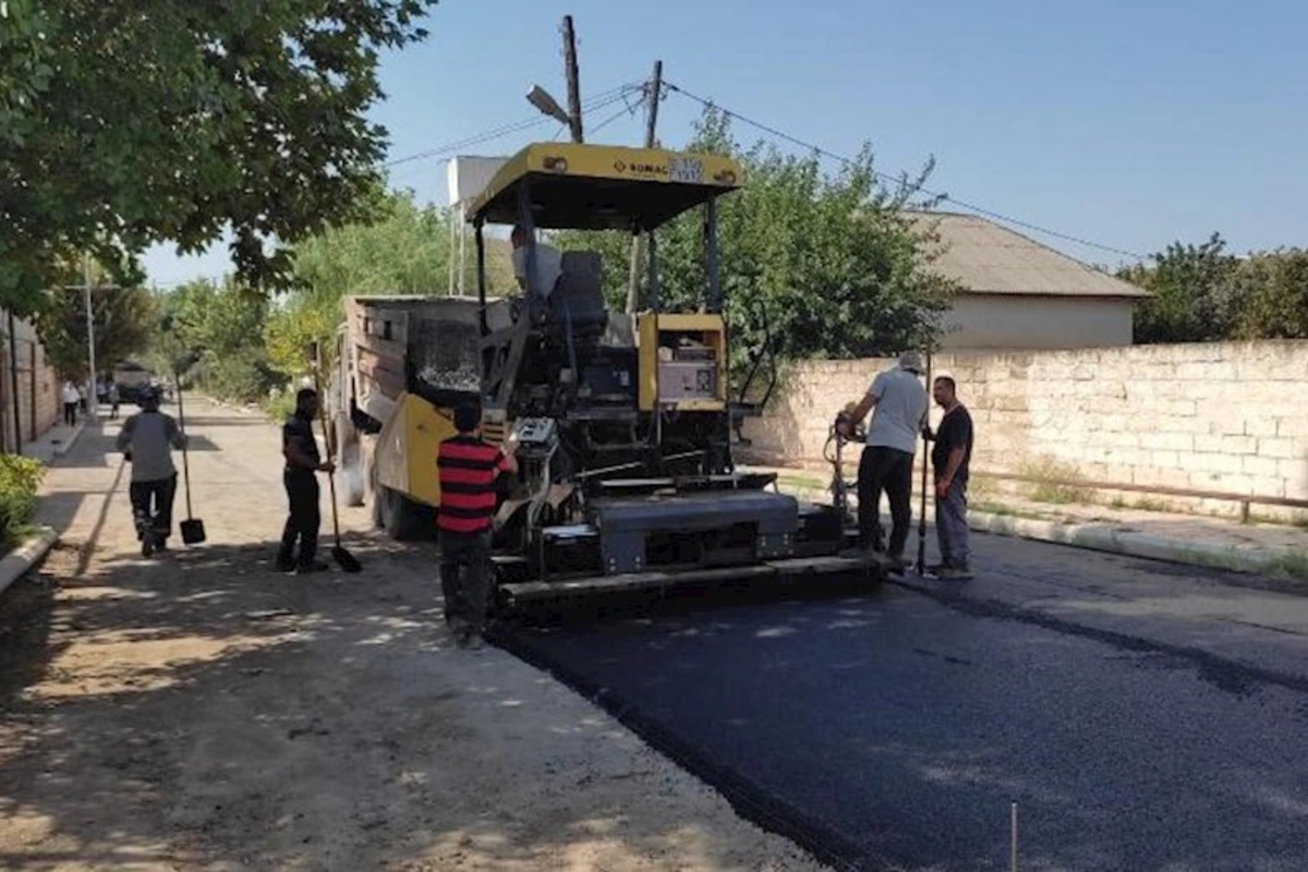 Salyan şəhərində yollar asfaltlanır — FOTOLAR