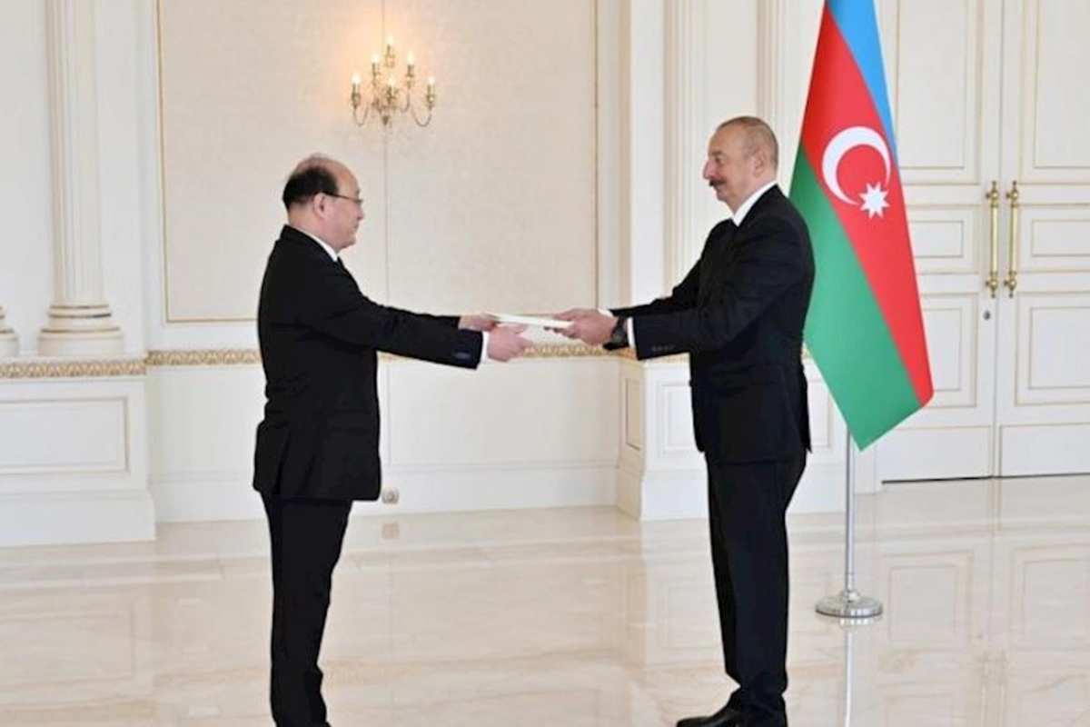 İlham Əliyev Koreya Xalq Demokratik Respublikasının yeni səfirinin etimadnaməsini qəbul etdi