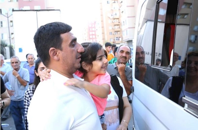 Füzuliyə ilk köç karvanı yola düşdü — FOTOLAR