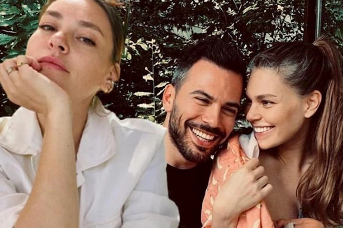 Məşhur aktrisadan yeni doğulan körpəsi ilə paylaşım — FOTO