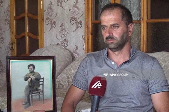 Edillidə meyitinin qalıqları tapılan Əli Hüseynovun qardaşı: “Anam-atam yolunu gözləyə-gözləyə öldü”— FOTOLAR Edillidə meyitinin qalıqları tapılan Əli Hüseynovun qardaşı: “Anam-atam yolunu gözləyə-gözləyə öldü”— FOTOLAR