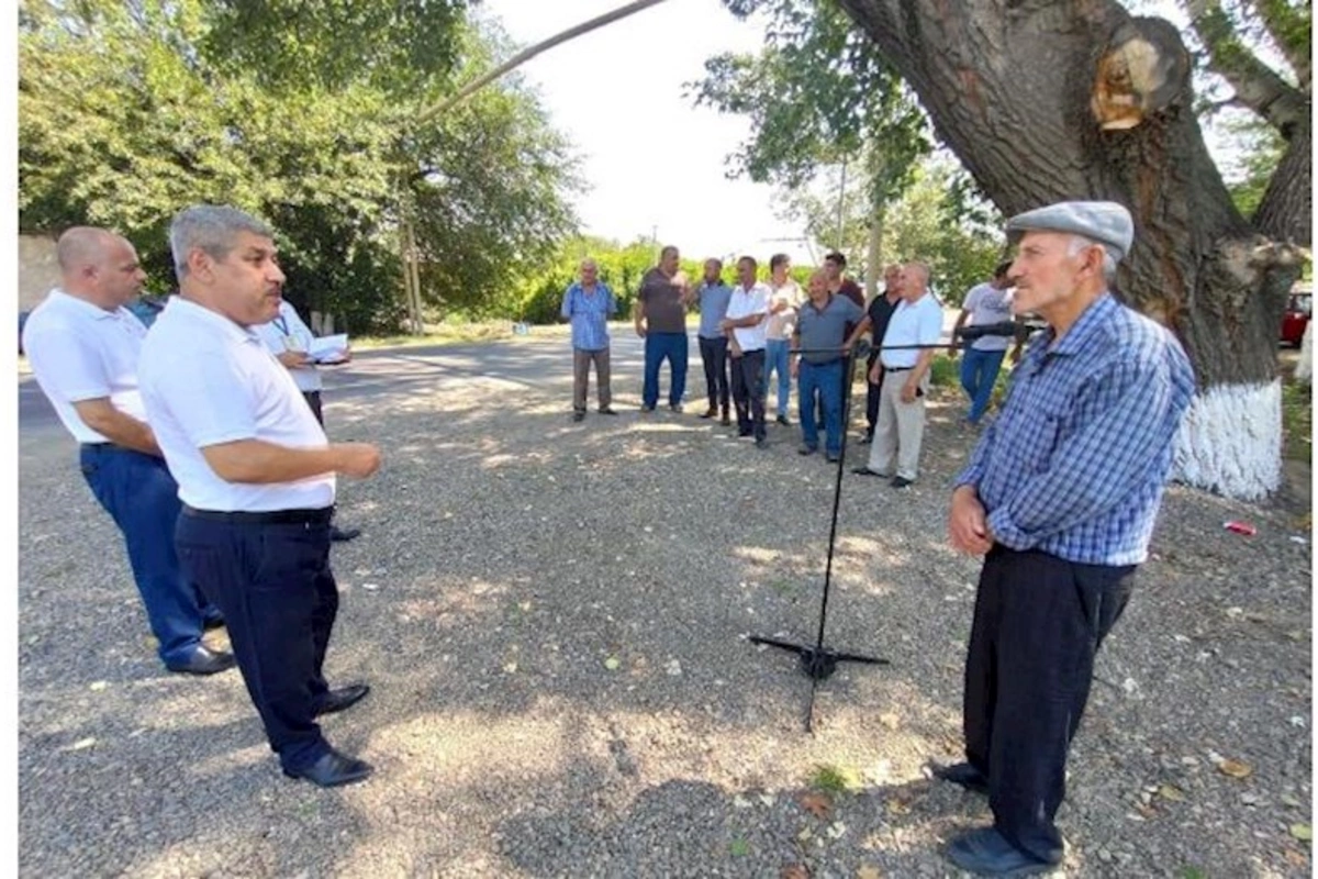 “Açıq mikrofon” Qazaxın Çaylı kəndində — FOTO