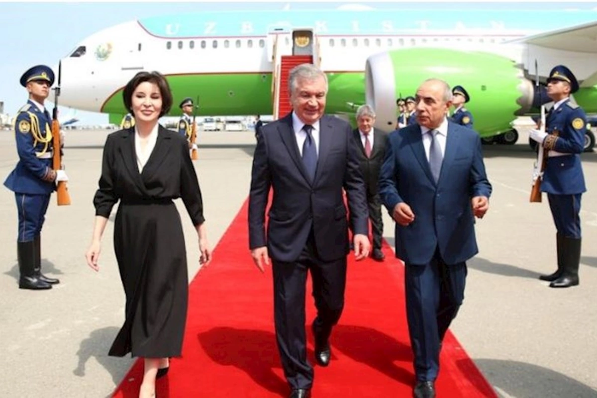 Mirziyoyev Azərbaycanda səfərdədir — YENİLƏNİB
