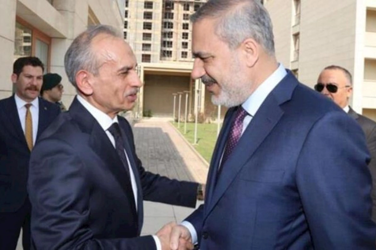 Hakan Fidan İraq Türkmən Cəbhəsinin nümayəndə heyəti ilə görüşdü