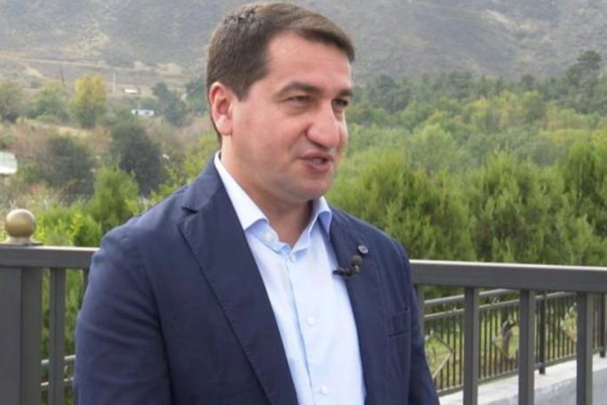 “Azərbaycan yüklərin Ağdam yolu ilə aparılmasını istəyir” — Hikmət Hacıyevin Politicoya AÇIQLAMASI