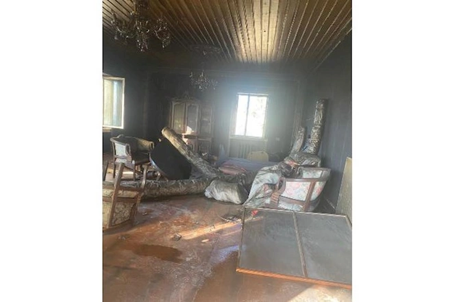 Bakıda evdə partlayış: Xəsarət alanlar var — VİDEO/FOTO